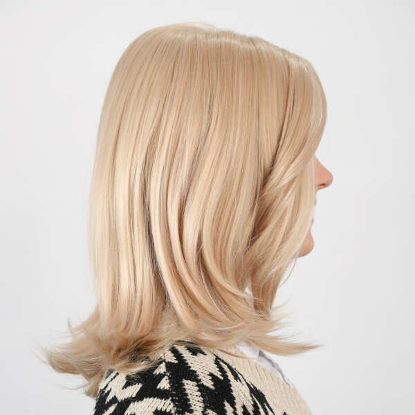 Voluminous layered platinum blonde wig - Eleanore - AI WEB SHOP